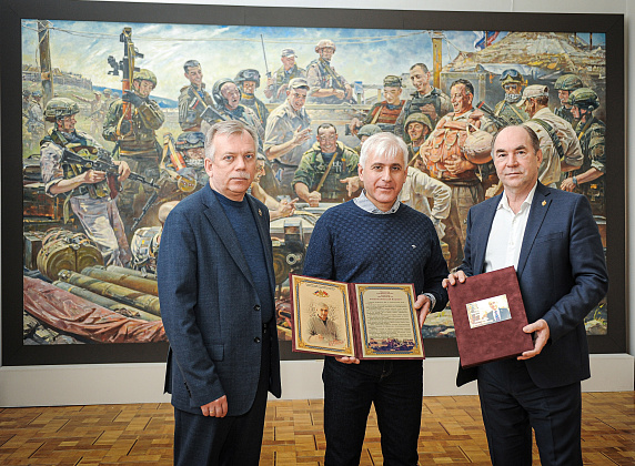 ПОЛЕ БРАНИ ИЛИ РОЖДЕНИЕ НОВОГО МИРА. Интервью Народного художника России Василия Нестеренко для газеты «Спецназ России»
